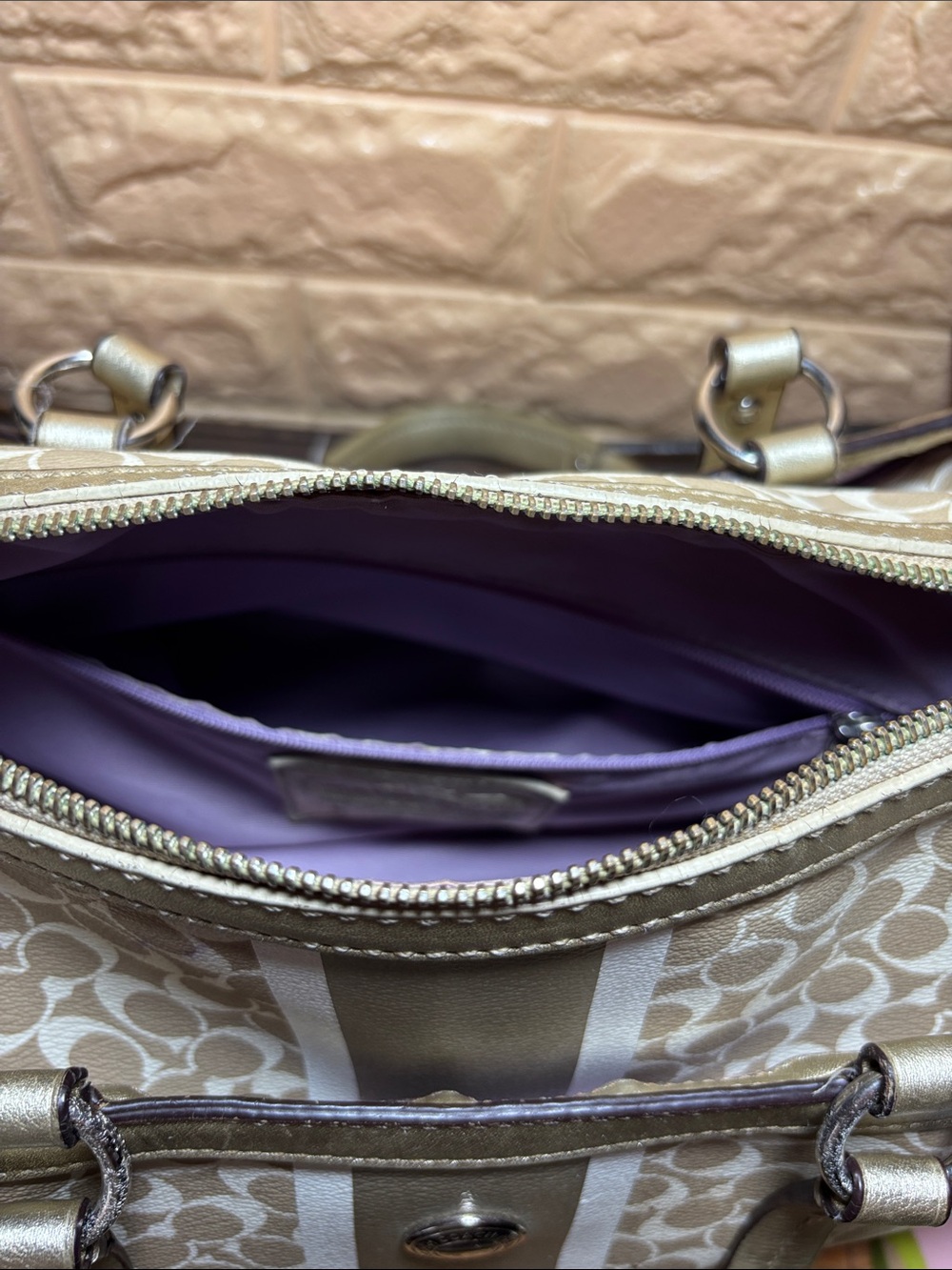 Coach Chelsea Heritage Signature Stripe Satchel Bag in Light Khaki and Silver - Picture 11 of 17